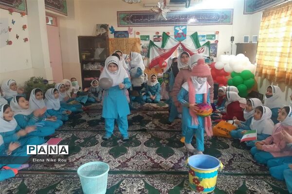 جشنواره بازی‌های گروهی درآموزشگاه مکتب‌الاحرار اسلامشهر