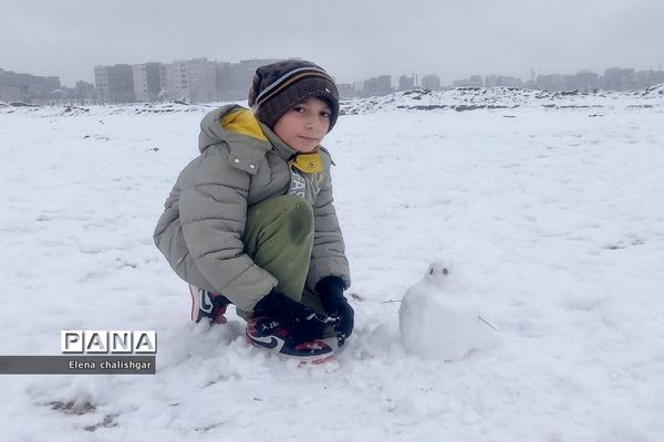 بهارستان سفیدپوش شد