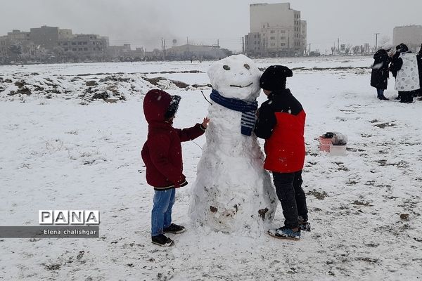 بهارستان سفیدپوش شد