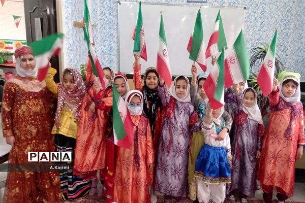 راهپیمایی یوم الله ۲۲ بهمن ماه در سیلاخور لرستان