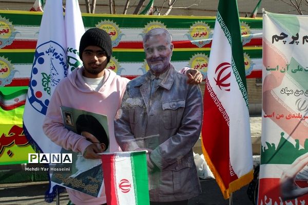 قاب ماندگار با حاج قاسم سلیمانی -2