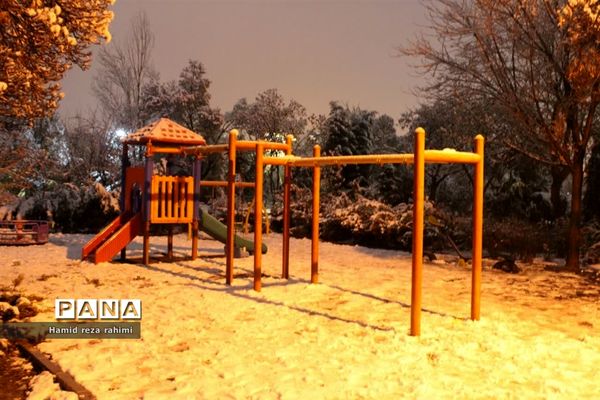 تهران لباس سفید بر تن کرد