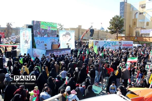 راهپیمایی چهل و چهارمین بهار انقلاب در سمنان -1