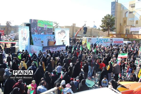 راهپیمایی چهل و چهارمین بهار انقلاب در سمنان -1