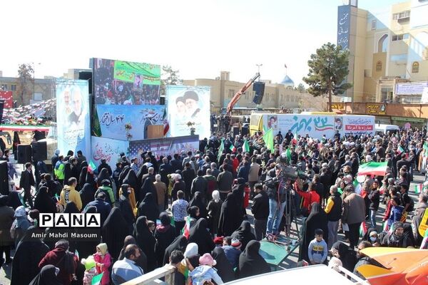 راهپیمایی چهل و چهارمین بهار انقلاب در سمنان -1