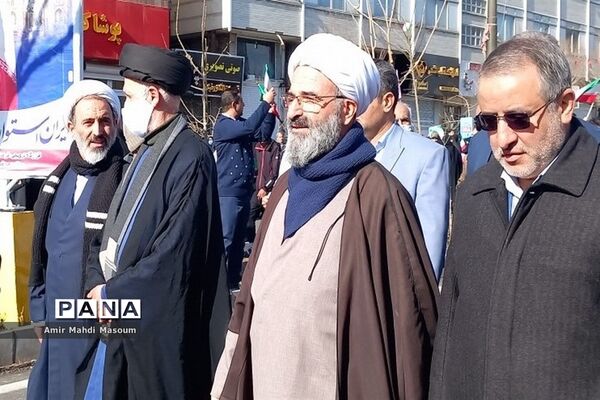 راهپیمایی چهل و چهارمین بهار انقلاب در سمنان -1