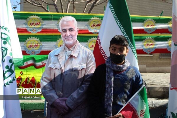 قاب ماندگار با حاج قاسم سلیمانی-1