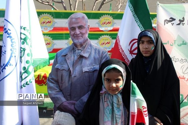 قاب ماندگار با حاج قاسم سلیمانی-1