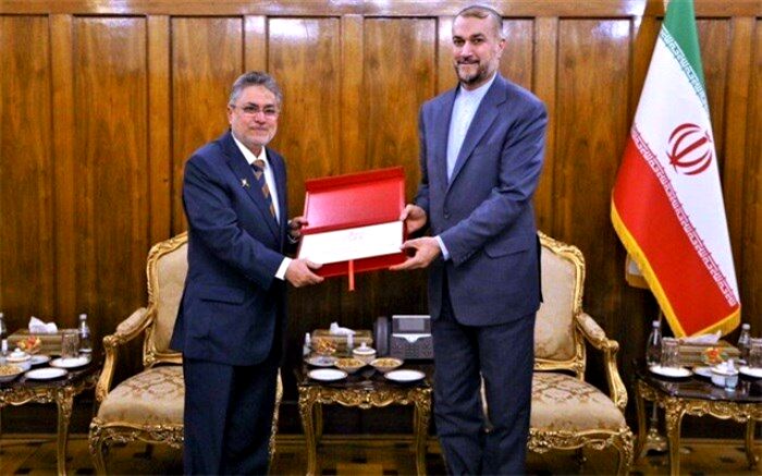 پیام سلطان عمان به رئیس‌جمهوری اسلامی ایران