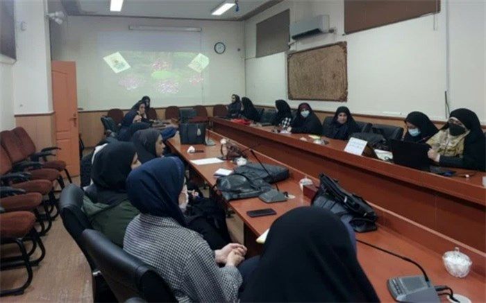 ارتقای کیفی فرآیند تدریس در راستای برگزاری کارگاه توانمندسازی درس تفکر و سبک زندگی