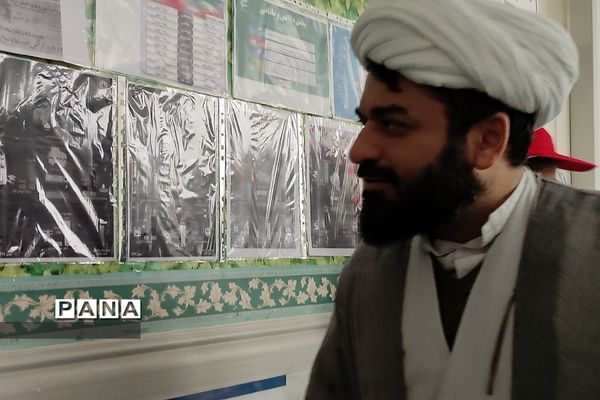 نمایشگاه مدرسه انقلاب مرکز پرورش استعدادهای درخشان دارالفنون شهریار