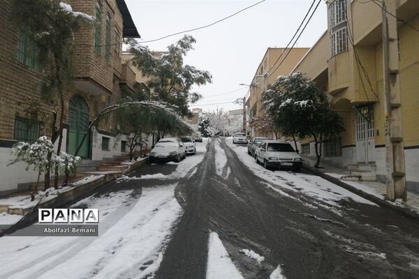 بارش برف در قم