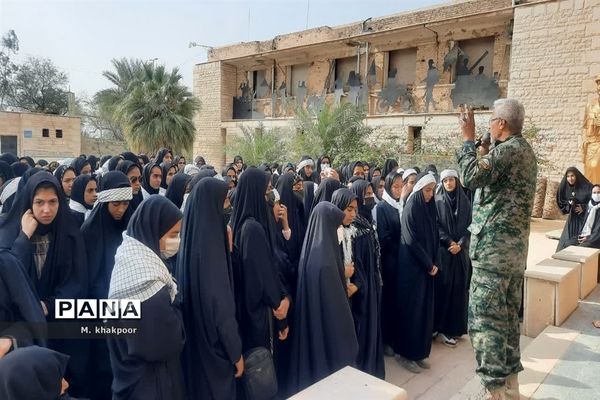 توفیق زیارت شهدا نصیبشان شد و عازم شلمچه شدند