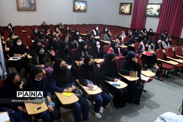 آغاز دوره آموزش پنج هزار نفری خبرنگاری در استان فارس