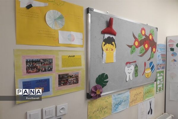 برپایی نمایشگاه دست سازه‌های دانش‌آموزی در دبستان علوی منطقه ۱۳