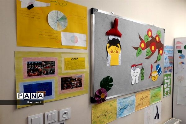 برپایی نمایشگاه دست سازه‌های دانش‌آموزی در دبستان علوی منطقه ۱۳