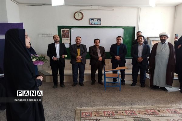 مسابقات قرآنی دانش‌آموزان دختر مقطع متوسطه ناحیه 3  شیراز