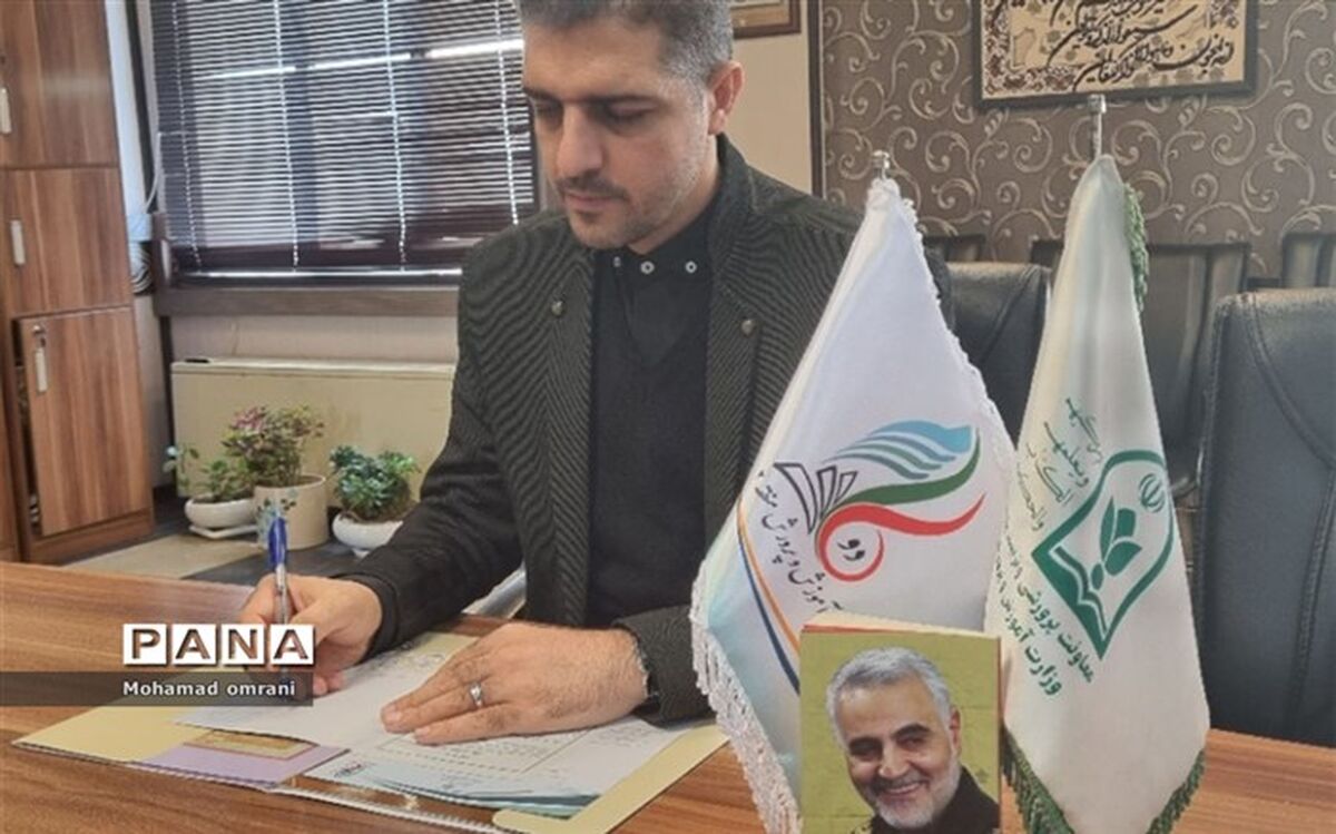 کوشیده‌ایم با کار عملیاتی جهاد تبیین را پیش ببریم