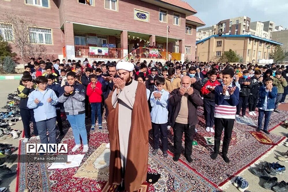 برگزاری جشن تکلیف در دبیرستان امام علی(ع)۲_ رودهن