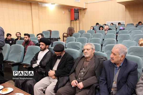 عصر شعر انقلاب درشهرستان اسلامشهر