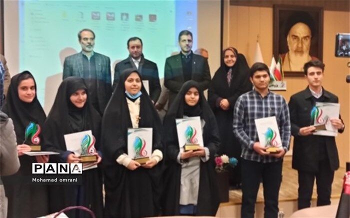 نخبه‌شناسی و استعدادپروری باید در تمام مدارس اجرایی شود