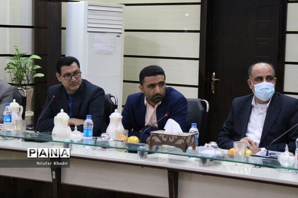 نشست شورای معاونان آموزش و پرورش استان بوشهر