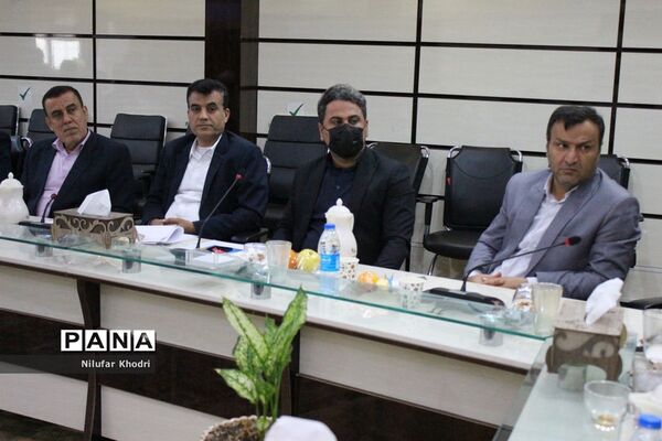 نشست شورای معاونان آموزش و پرورش استان بوشهر