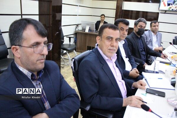 نشست شورای معاونان آموزش و پرورش استان بوشهر