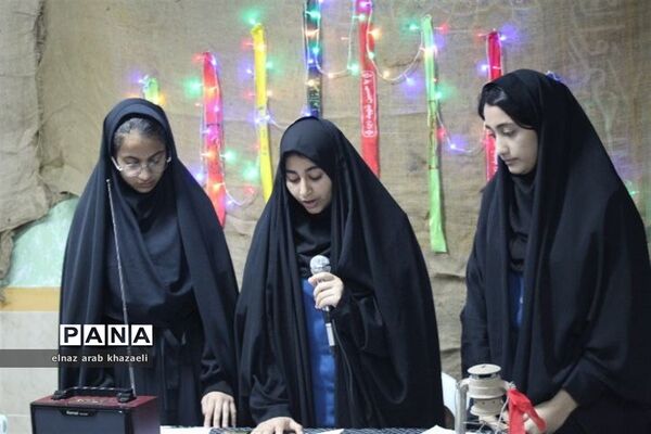 نمایشگاه مدرسه انقلاب در میاندورود