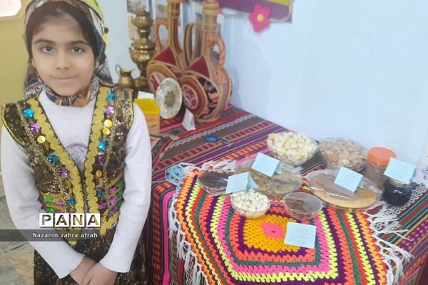 برگزاری جشنواره آیین‌های سرزمین من در دبستان دخترانه سما ۲ رودهن