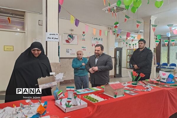 پویش پرچم؛ نمایشگاه دست‌سازه‌های دانش‌آموزان در کانون فرهنگی سلمان