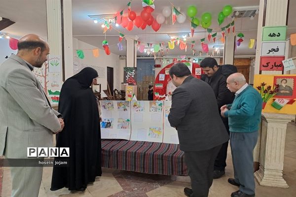 پویش پرچم؛ نمایشگاه دست‌سازه‌های دانش‌آموزان در کانون فرهنگی سلمان