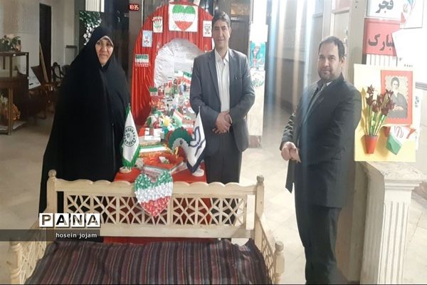 پویش پرچم؛ نمایشگاه دست‌سازه‌های دانش‌آموزان در کانون فرهنگی سلمان