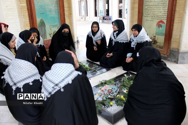 اعزام دانش‌آموزان دختر شهرستان بوشهر به مناطق عملیاتی جنوب