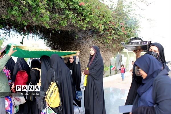 اعزام دانش‌آموزان دختر شهرستان بوشهر به مناطق عملیاتی جنوب