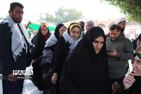 اعزام دانش‌آموزان دختر شهرستان بوشهر به مناطق عملیاتی جنوب