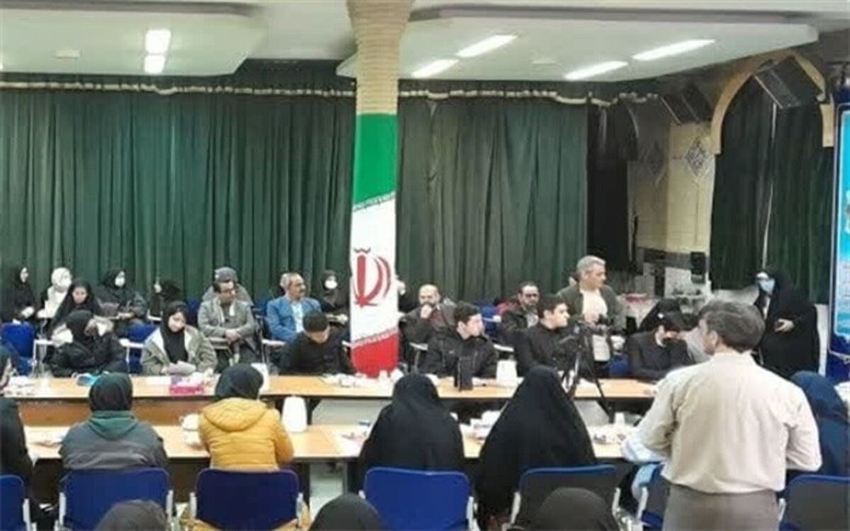 نشست «علم نافع» فرصت خوبی برای بیان نظرات دانش‌آموزان درباره کتب درسی است