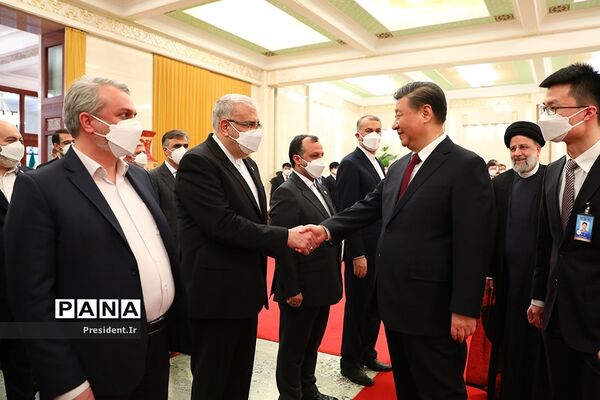 اولین روز سفر رییس جمهوری به چین