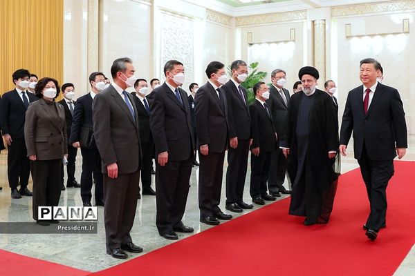 اولین روز سفر رییس جمهوری به چین