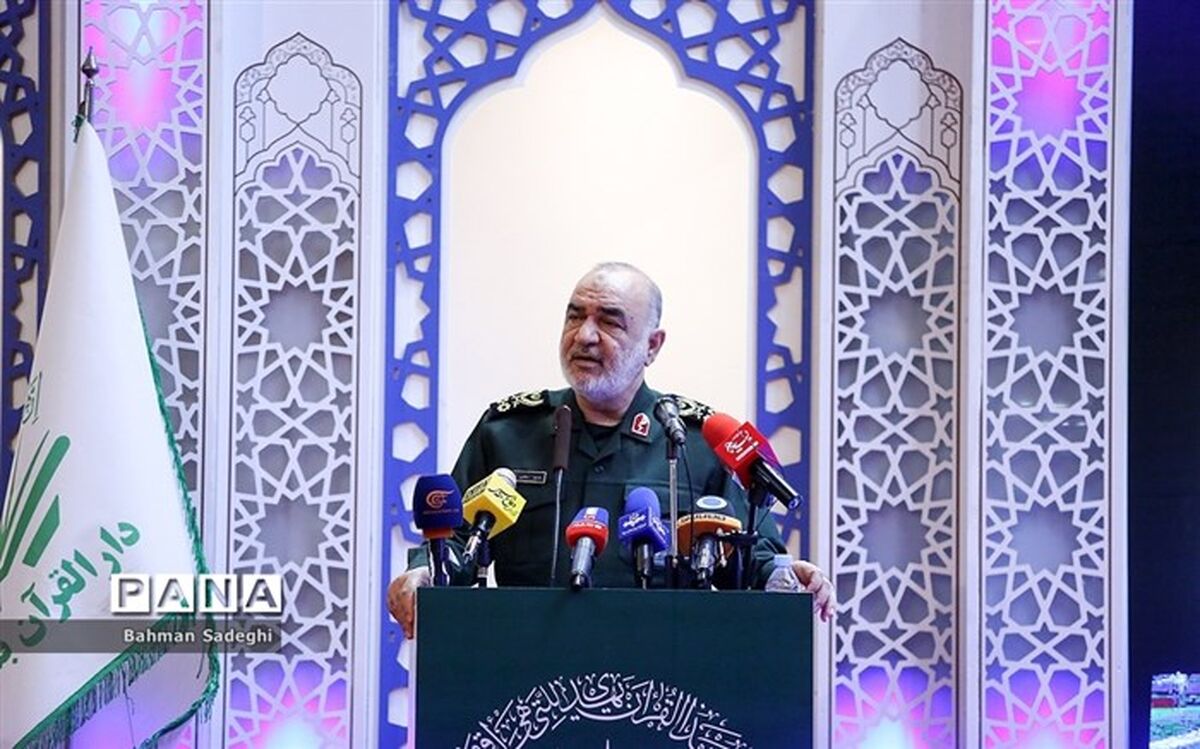 راهپیمایی ۲۲ بهمن‌ درخشش استثنایی، تماشایی و معجزه‌آسای ملت ایران بود