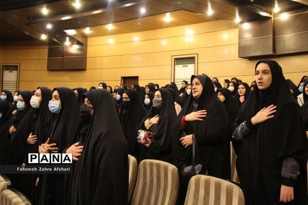 برگزاری اجلاسیه سراسری نماز دانش‌آموزان در سمنان