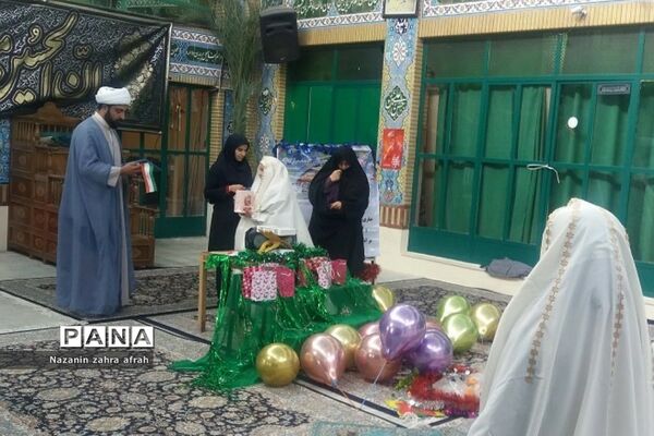 جشن عبادت در دبستان هاجر و حضرت  زینب(س) رودهن