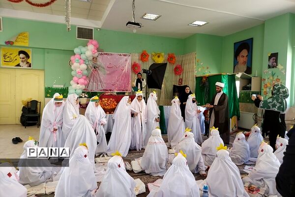 جشن عبادت در دبستان هاجر و حضرت  زینب(س) رودهن