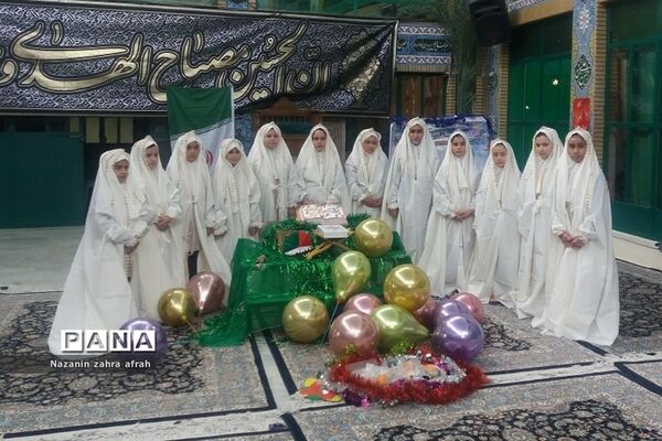 جشن عبادت در دبستان هاجر و حضرت  زینب(س) رودهن