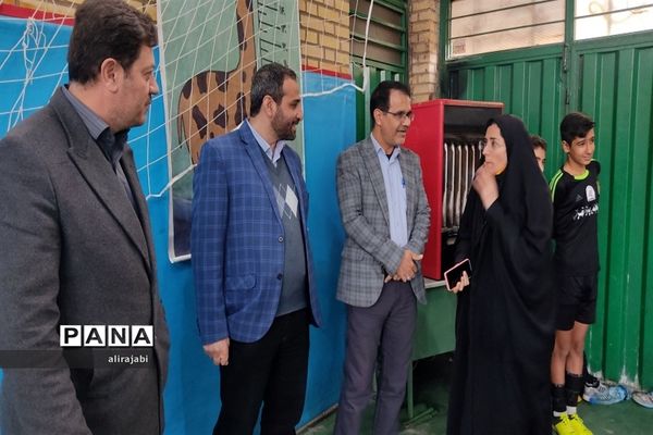 مسابقات فوتسال دانش‌آموزان پسر منطقه کهریزک