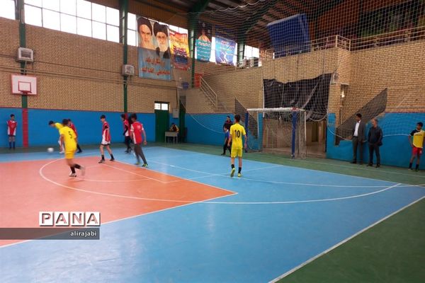 مسابقات فوتسال دانش‌آموزان پسر منطقه کهریزک