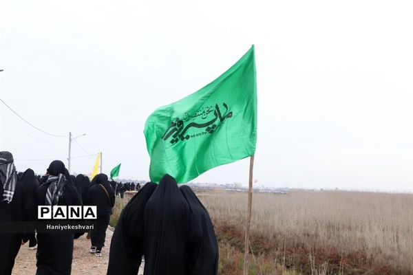 بازدید دانش‌آموزان اردوهای راهیان‌نوراز منطقه جنگی