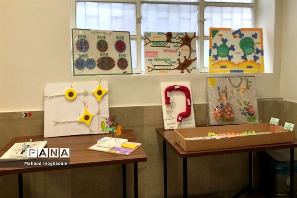 برگزاری نمایشگاه دست سازه‌های دانش‌آموزی در دبیرستان شهیده قزوینی منطقه ۱۳