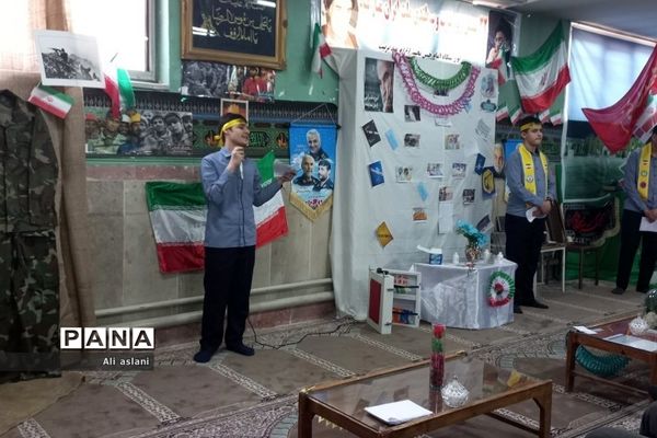 نمایشگاه مدرسه انقلاب در مدرسه امام حسن مجتبی (ع) شهریار