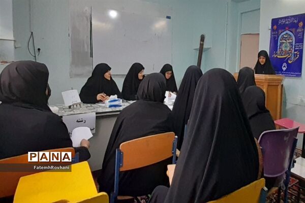 اختتامیه چهل و یکمین دوره مسابقات قرآن عترت و نماز خلیل آباد